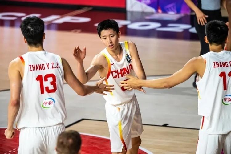中国男篮目前能确定一件事王俊杰再参加几次集训，美国学的东西都会被同化掉同理，
