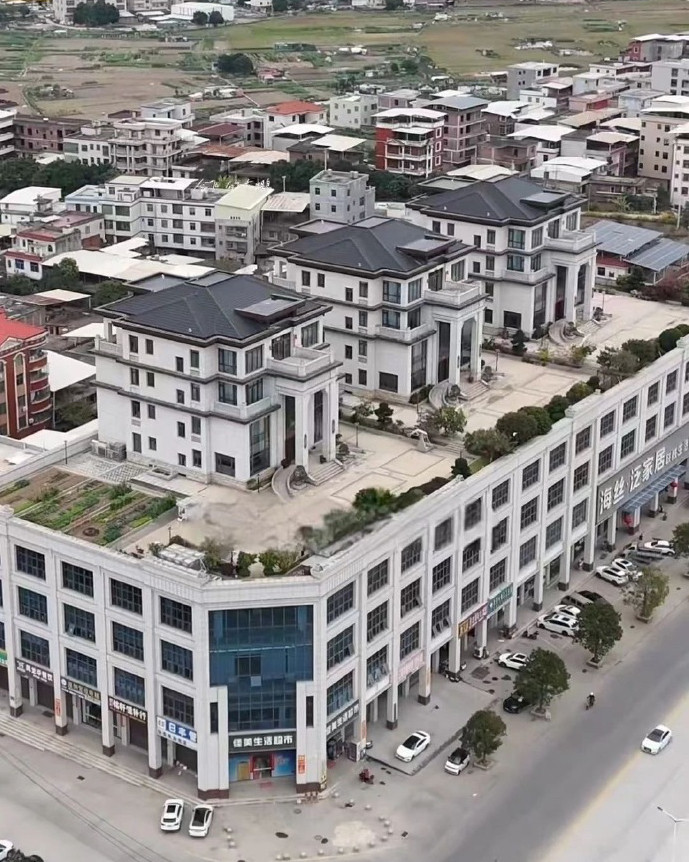 规划部门会批这样的建筑吗？