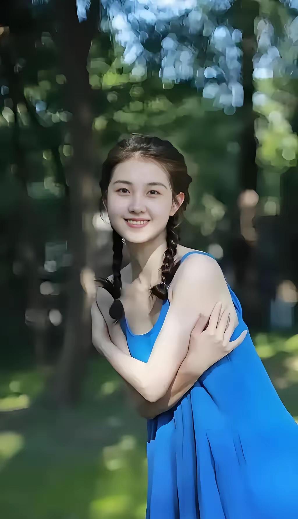郭宇欣的脸，曾是短剧的流量密码。可观众不看剧了，不是因为脸不够美，是心里没波澜