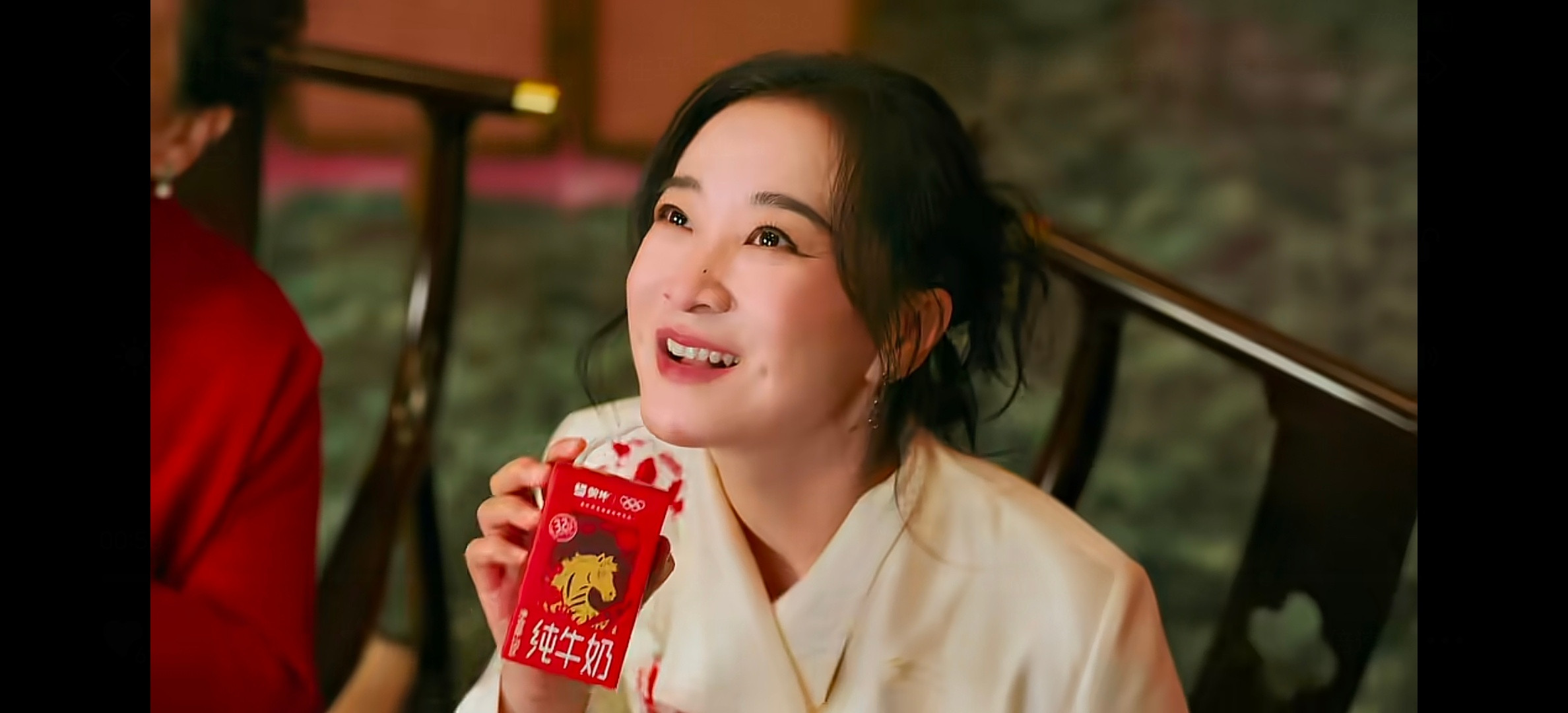 贾玲好瘦啊我的天！贾玲真的瘦到潮！新广告里这么靓