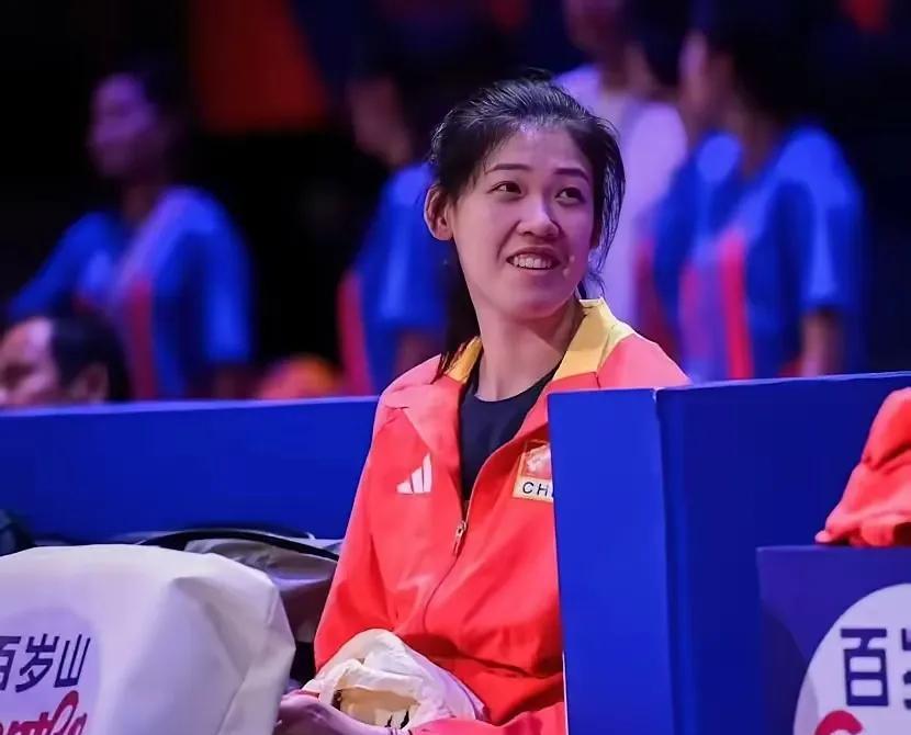 给中国女排主教练赵勇一个建议。中国女排，接下来的第二场女排世锦赛，千万不要让李