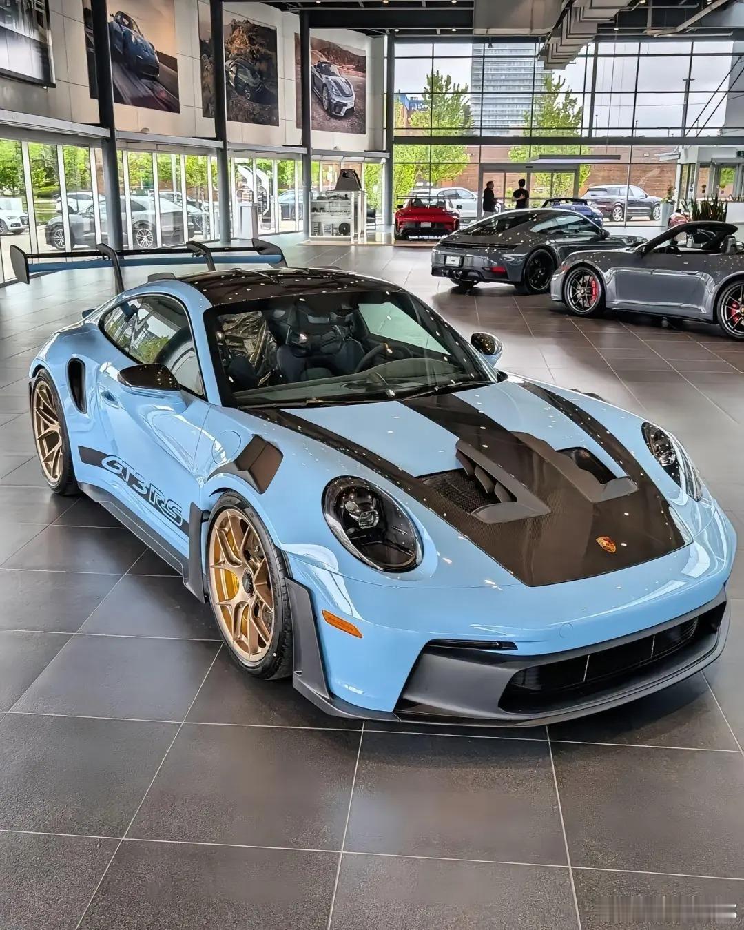 海湾蓝保时捷911992GT3RS，有这样的配色你做什么都会成功的保时捷绝