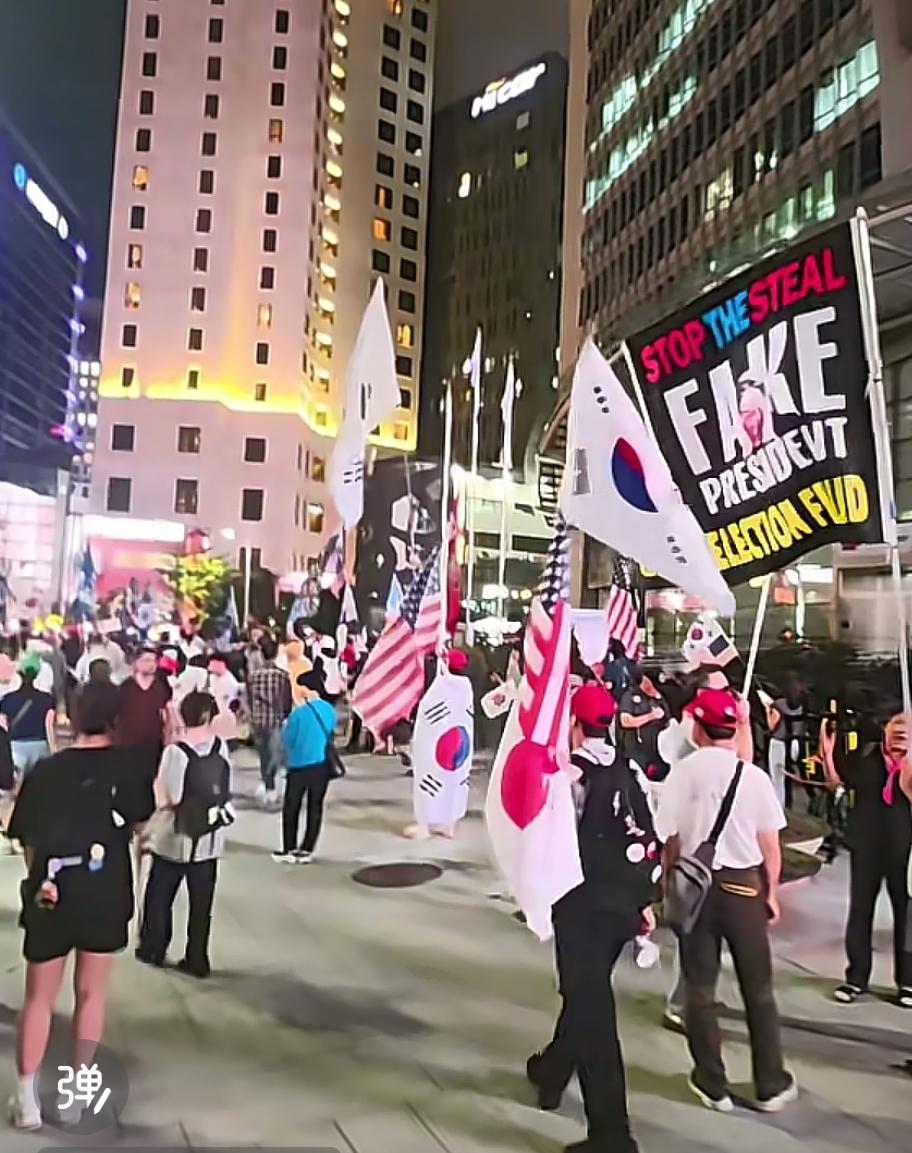 韩国人跟咱们杠上了，第一件事儿，只要是全智贤代言的产品，他们就使劲买，对冲咱们抵