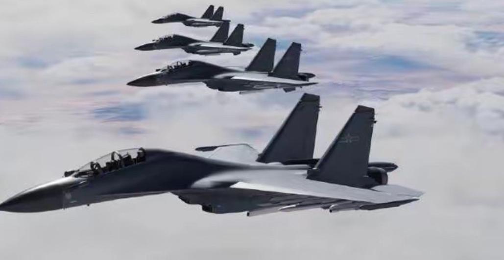 美军10架F-16逼近京津冀外海，中方大批战机围堵，透露出三大信号！202