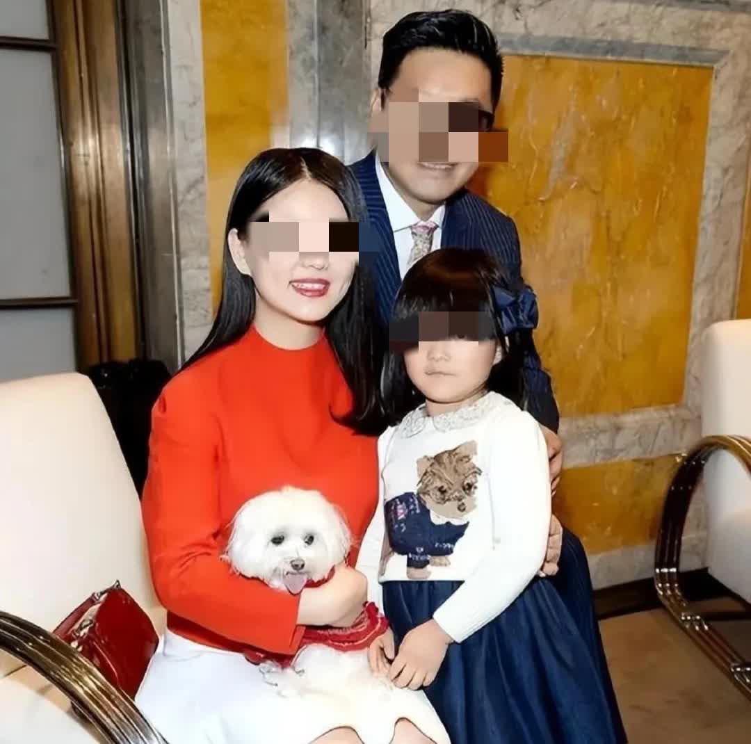 原来这才是离婚的真相，李湘和王岳伦为什么离婚？不是性格不合，也不是女强男