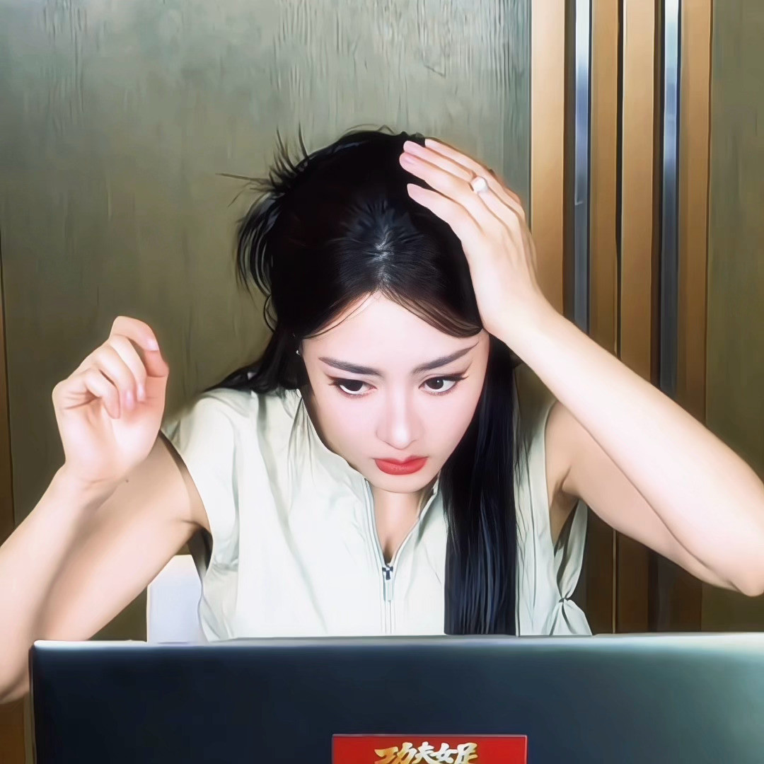 可爱吧！被球砸到换来的