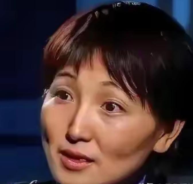当年把张氏叔侄送进大牢的“神探”聂海芬，现在61岁了，拿着优渥的退休金坐拥荣誉安
