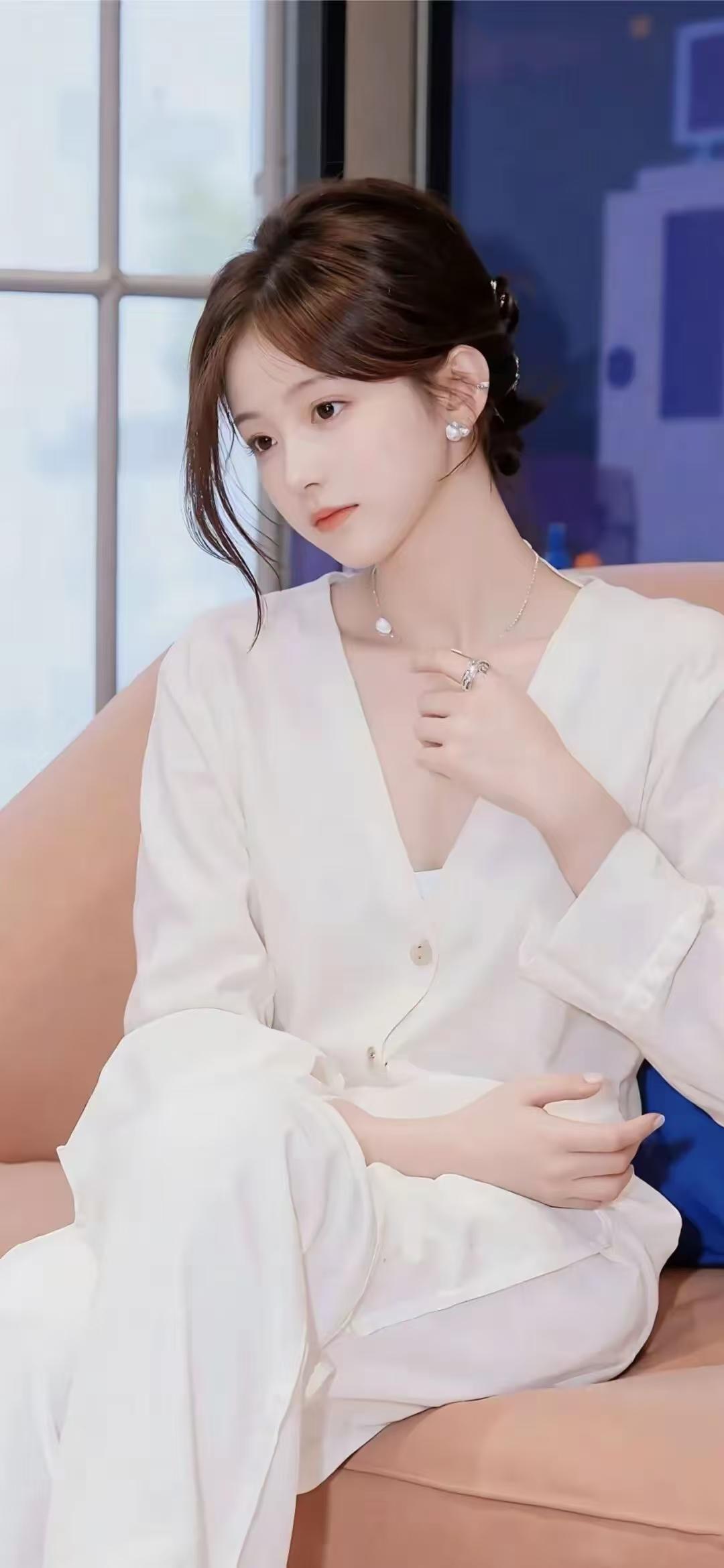 没有利益，不要见面，你就幸福了。