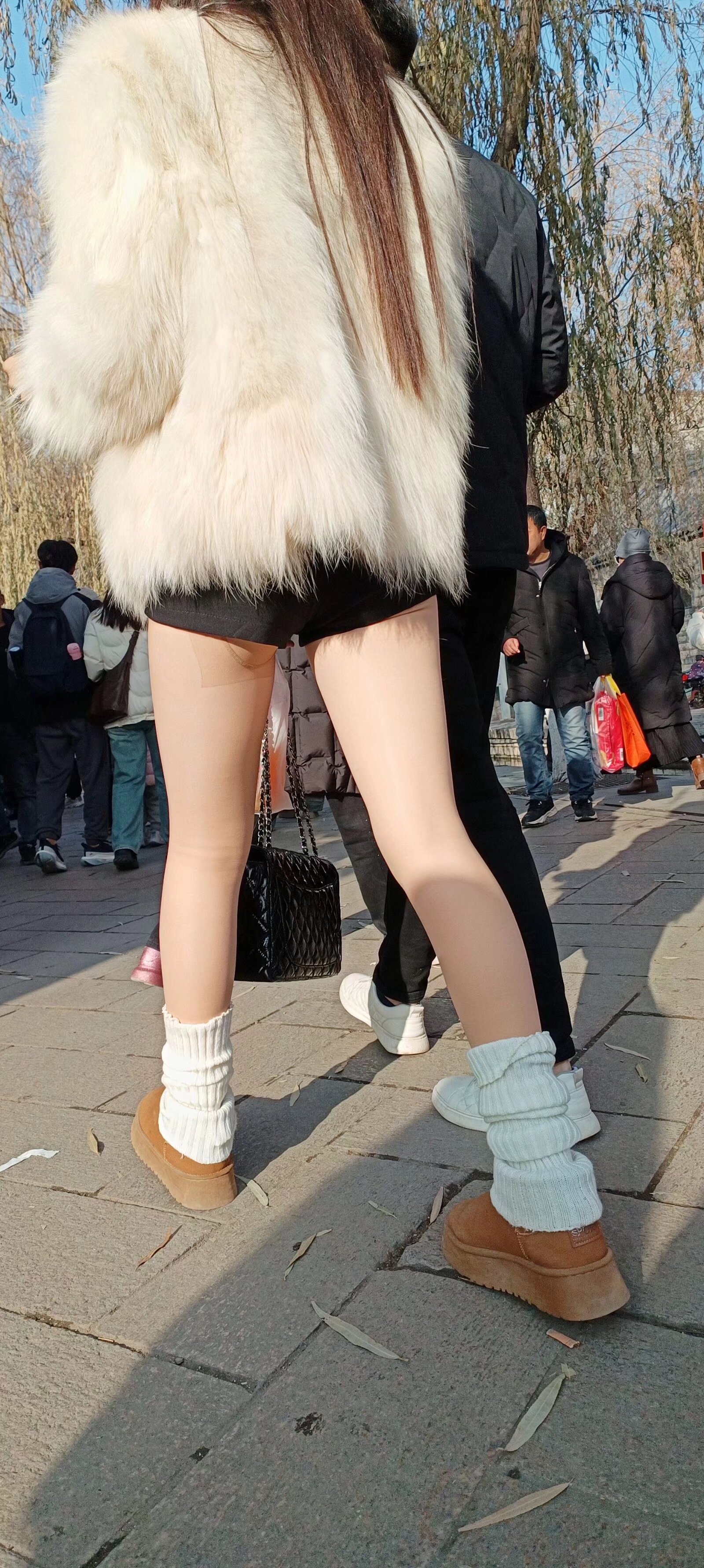 情侣日常时尚穿搭