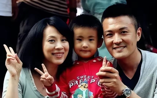 演员于小伟掏心窝子说这辈子做得最对的决定，就是娶了我媳妇，虽然她普通，可她