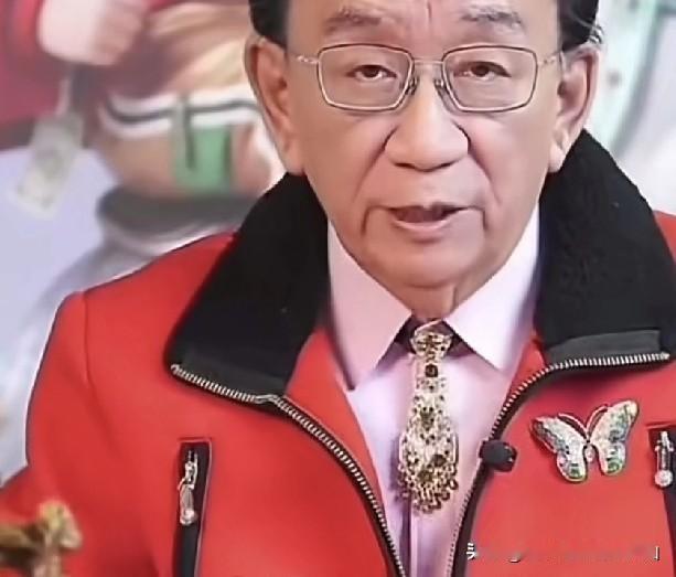 侯耀华称，杨少华叔叔去世后，他那几个儿子简直没了家教。老大加入了最大的相声团体，