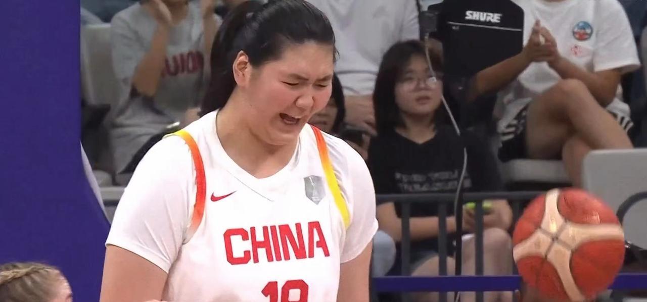 刚刚结束的亚洲杯小组赛中国女篮85:51狂胜新西兰34分，中国女篮12上场，12