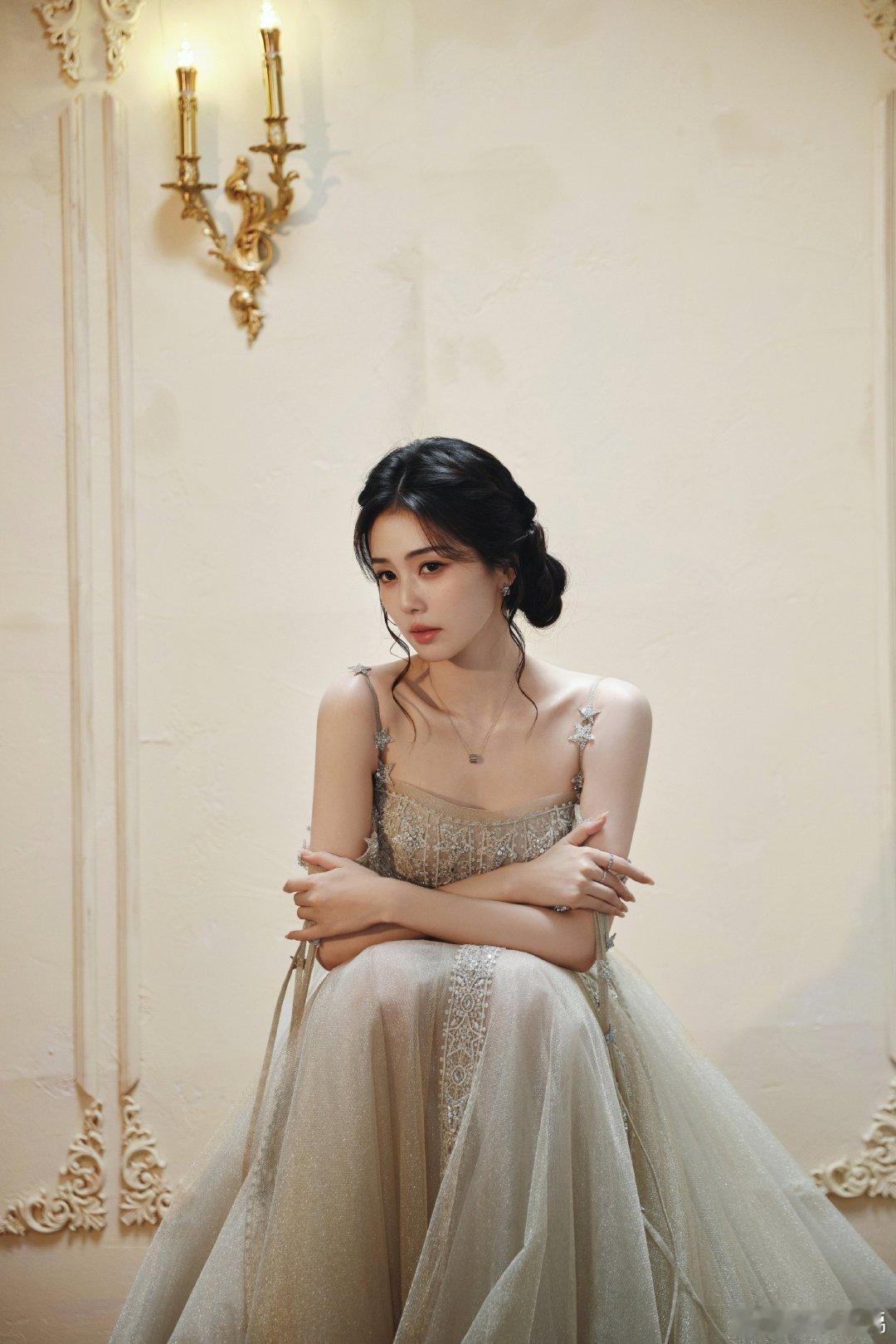 白鹿油画公主太美了吧！