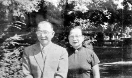 1912年，17岁的林语堂爱上了厦门巨富的千金陈锦端，陈父嫌弃他穷，坚决不同意。