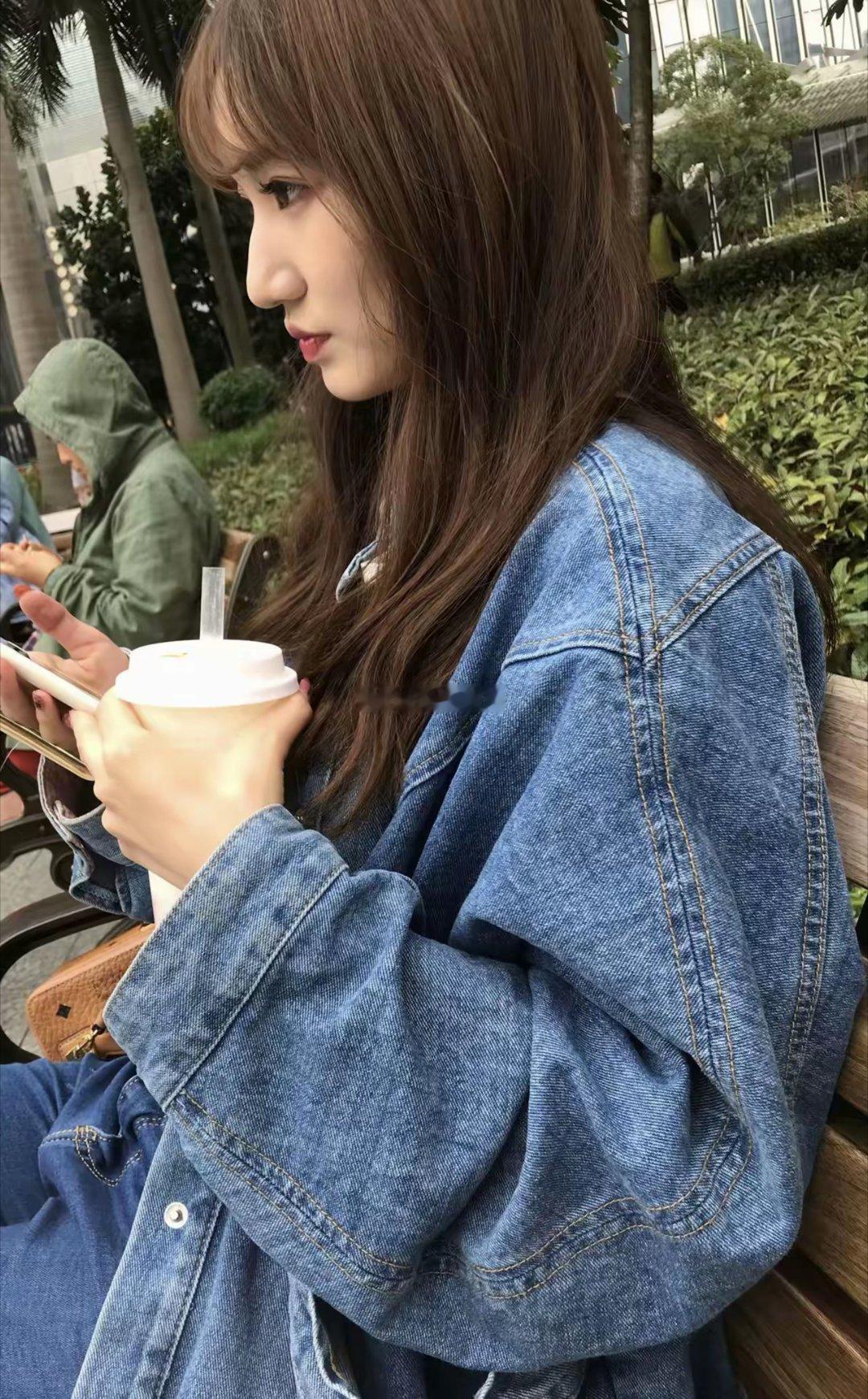 老照片就像一坛老酒，放的越久越浓