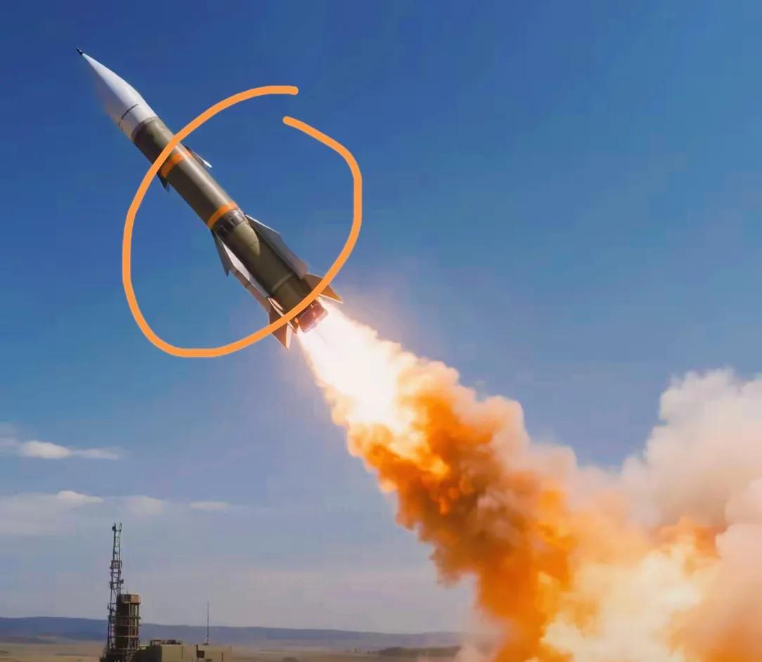 中国的核武器被曝光，外交部强硬回应：中国核武器用来保护家园，绝不会率先使用。面对