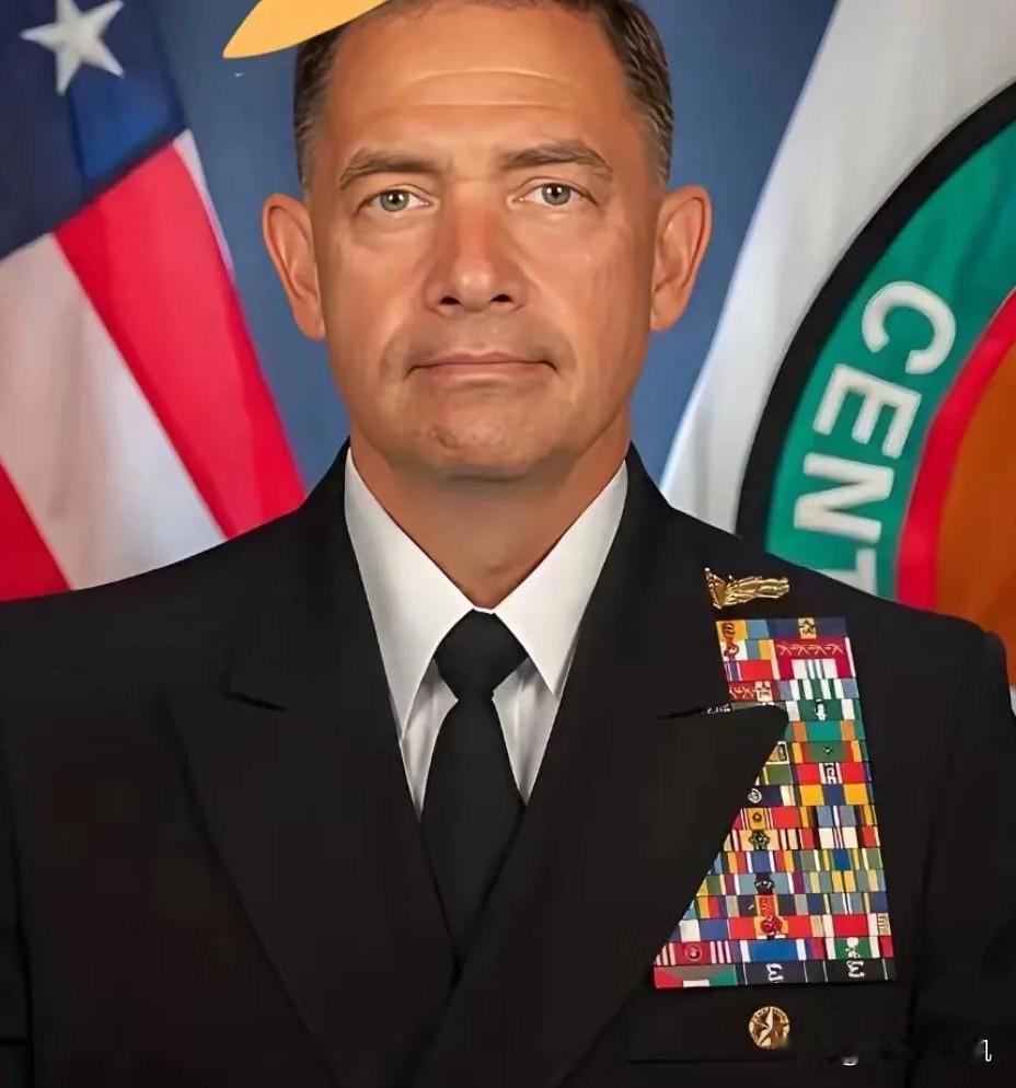 美军在阿拉伯海动手了！4月29日，美军突然在阿拉伯海动手了——海军陆战队士兵直