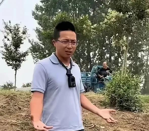 村民反映河水有问题，想着法子证明给大家看。谁料到，玉米苗一夜消失不见。安徽