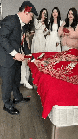 小哥哥：我老婆是赤脚大仙，怎么没人通知我呢？