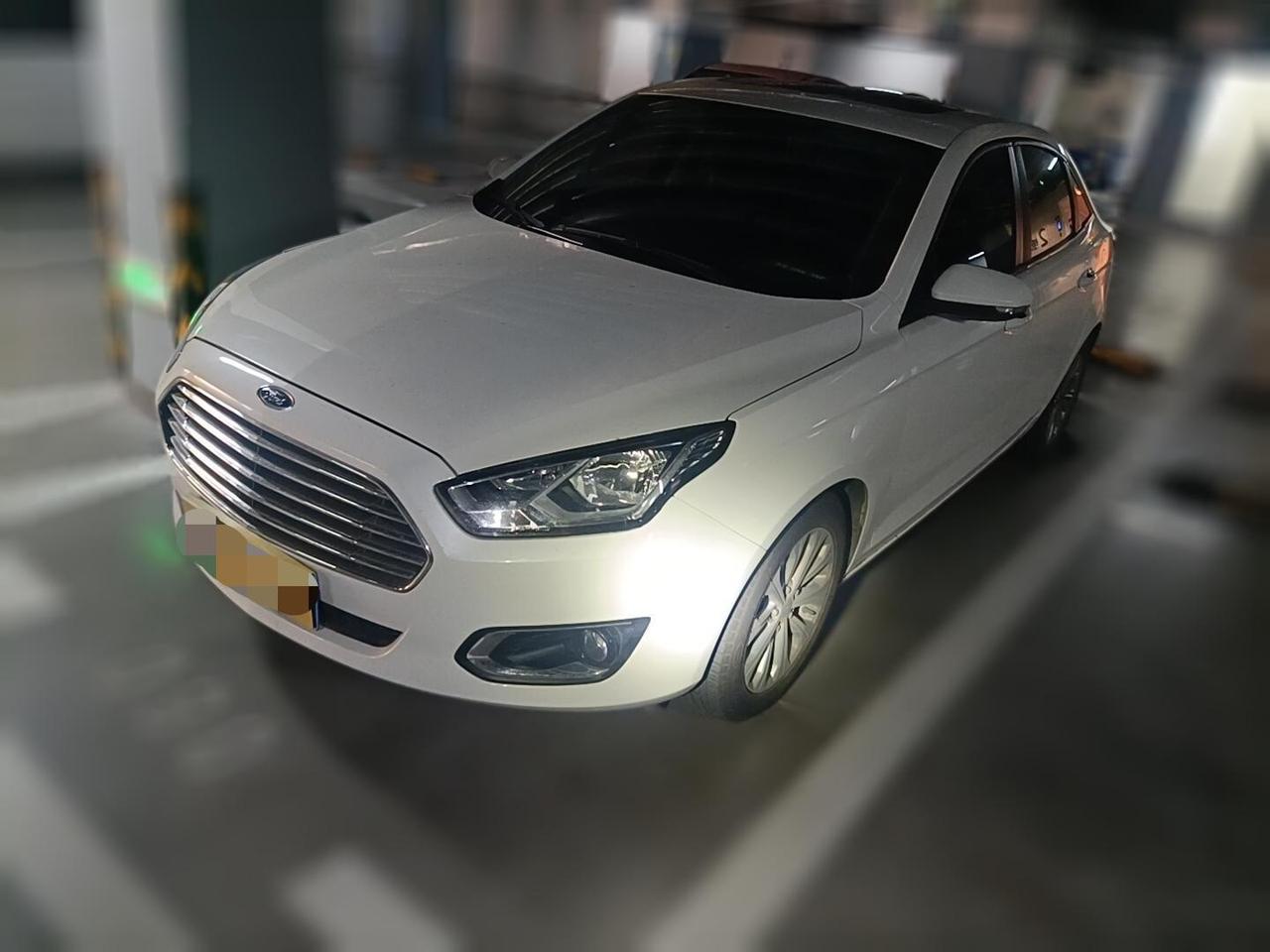 万元级代步车，就算开三年就报废，那也亏不了什么？前两天验了一台福特福睿斯，20