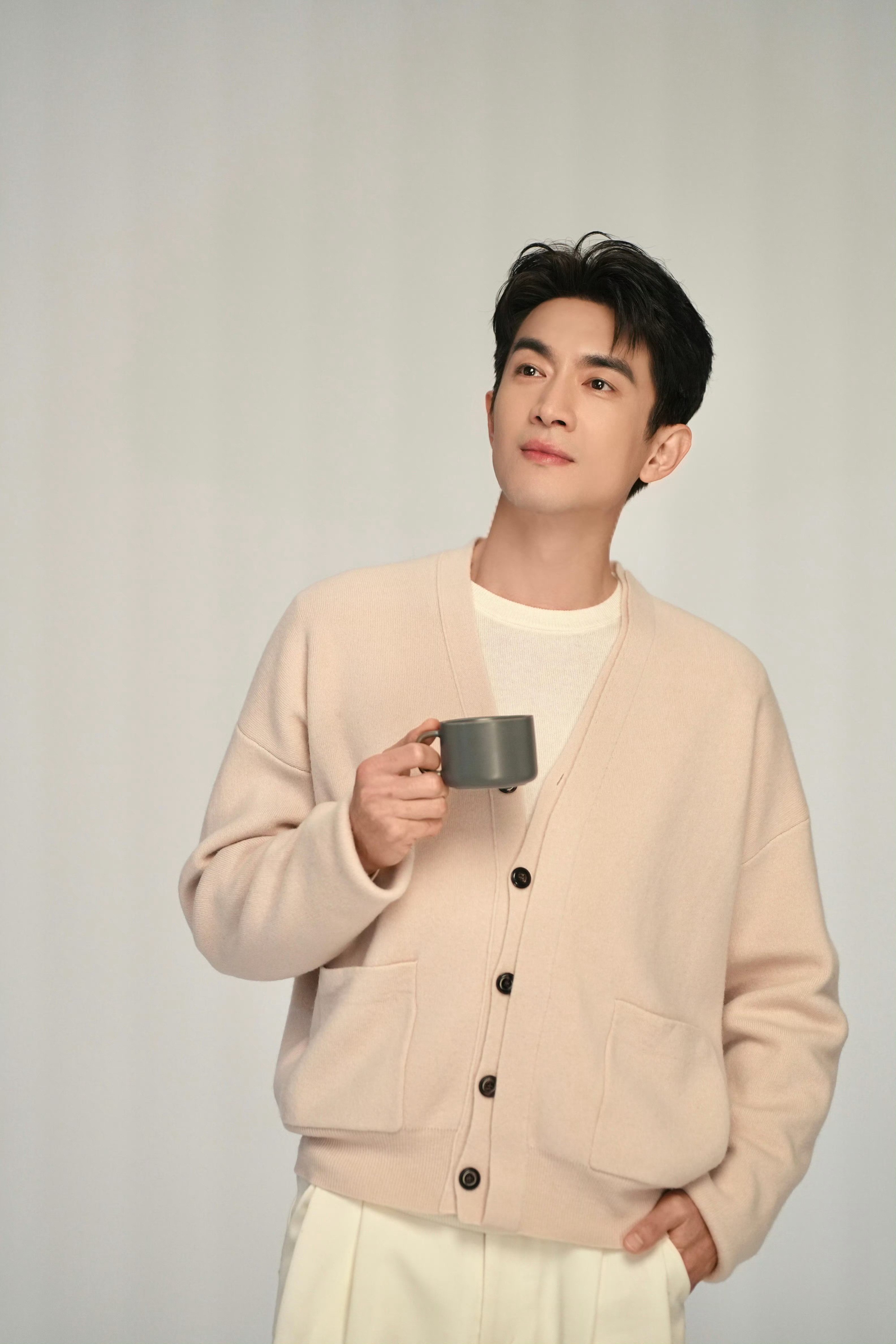 ❄️人间冬日，山河温柔，一草一木，自在欢喜，愿你我晨昏无恙，岁月不惊。林更新