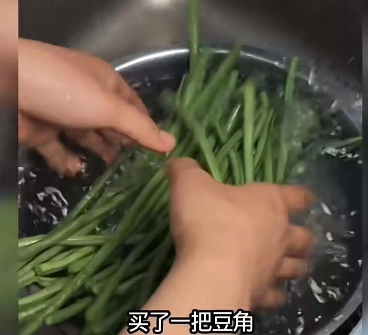 “这就是我们能存下钱的原因！”夫妻俩在郑州打工，每月收入六七千左右，一年却能存下