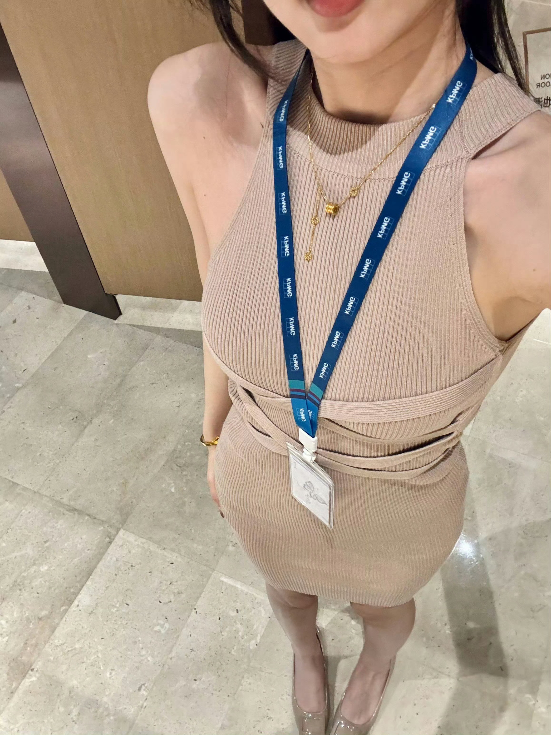 可爱在性感面前不值一提​​​​​​​​​​