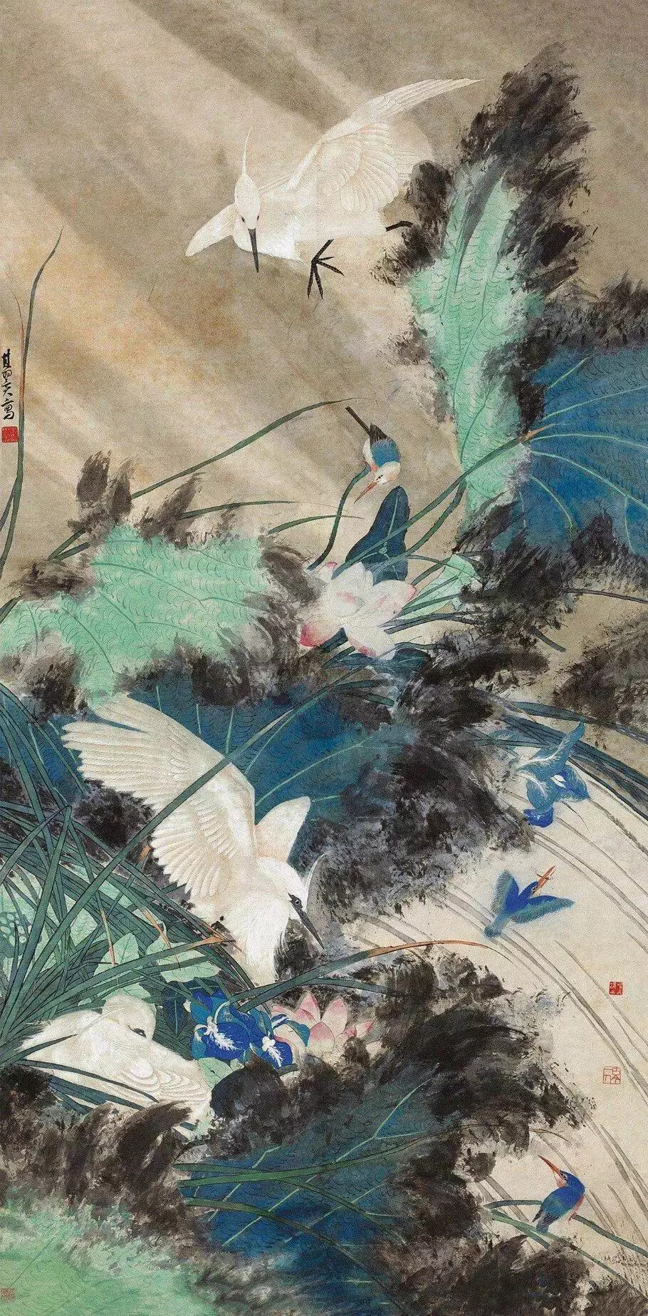 张其翼：（1915—1968年），字君振，号鸿飞楼主，北京人，满族汉军旗人，祖籍