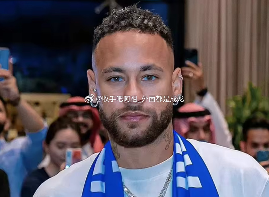 据巴西媒体UOL报道，巴西足协主席萨米尔·肖德否认曾与安切洛蒂讨论过征召内马尔重