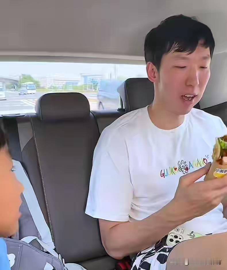 周琦的水平还是国内顶尖中锋吗？看了中国队跟韩国队的奥运会预选赛，周琦的表现真是令