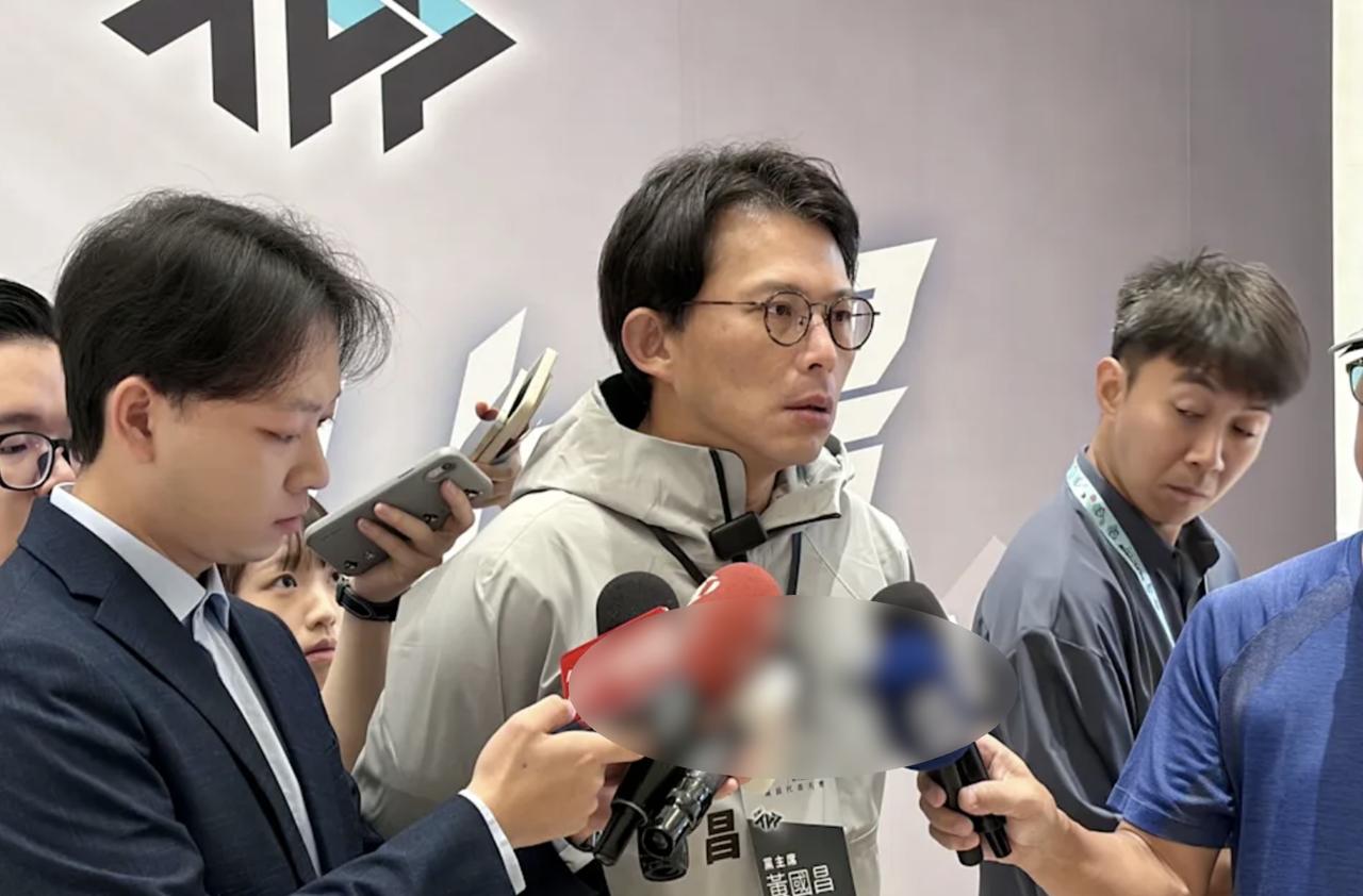 黄国昌再次强调要"倒赖"，而不是“倒阁”！民众党今（2）日召开第三次党员代表