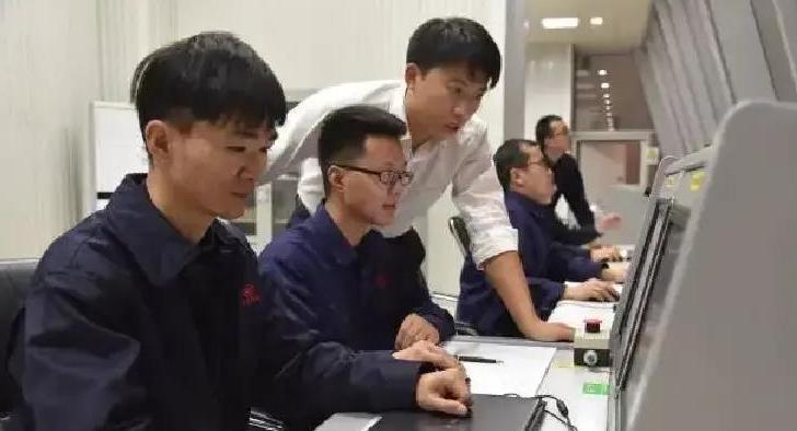 为什么“二流人才”能撑起中国？中国人才流失严重，前些年C9高校毕业出国比例很高，