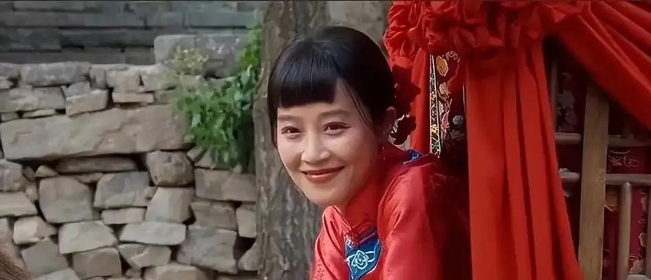 《生万物》18岁银子为何“献身”铁头却嫁宁学祥？其中的原因让人泪目？《生万物》