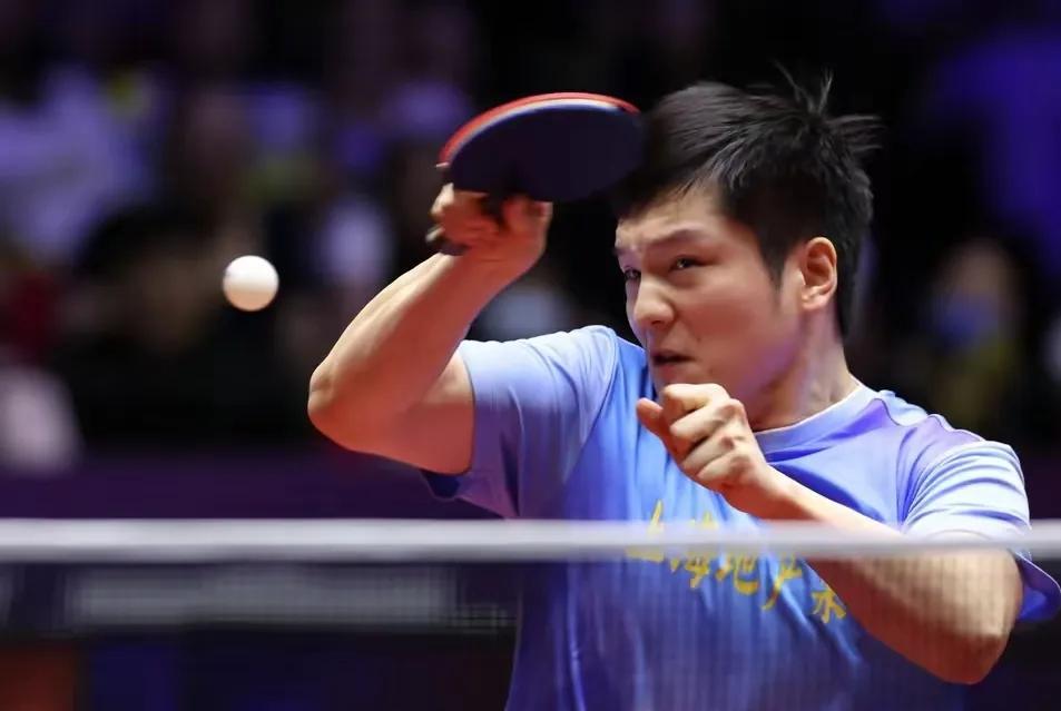 樊振东横扫对手，谁能第一个击败樊振东？6月9日，乒超联赛开打。樊振东一日四赛，