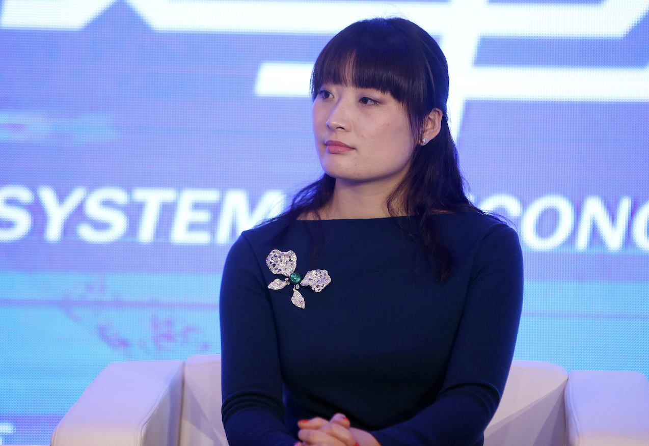 宗馥莉缺席娃哈哈经销商大会, 总经理许思敏称公司“站稳了近10年业绩巅峰”