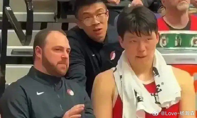 波特兰开拓者看发展联盟比赛，认识一个会用杨瀚森的教练乔纳·赫斯库。真的值得斯普利