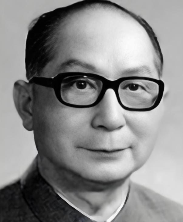 1957年，李克农病重，对周总理说：此人是国家安全工作最佳后继人选！听到这句话，