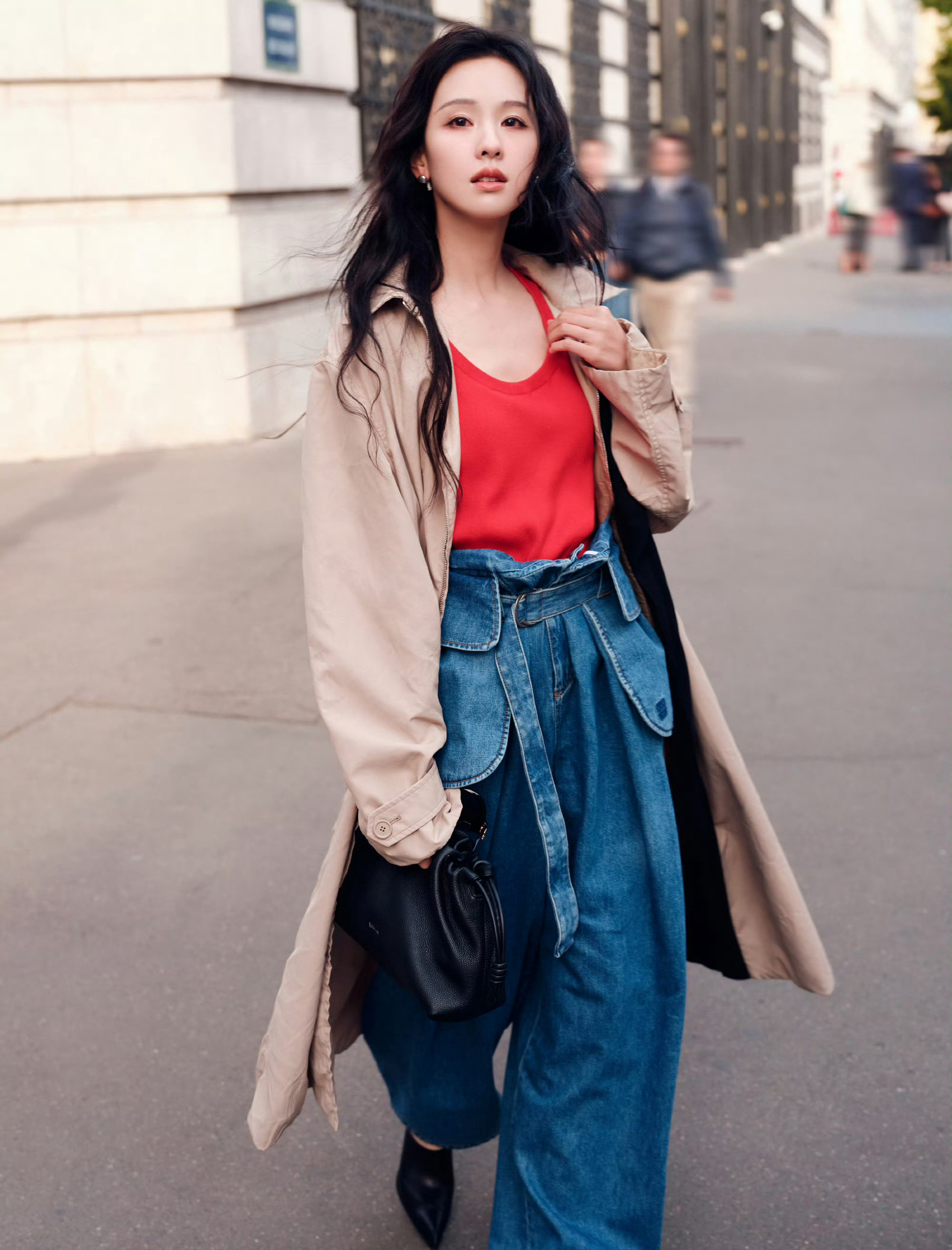 陈都灵｜LOEWE巴黎时装周​​​