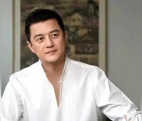 李亚鹏这一回，怕是真的要转运了！不是因为他人品爆发，也不是茶叶生意突然火爆，而是