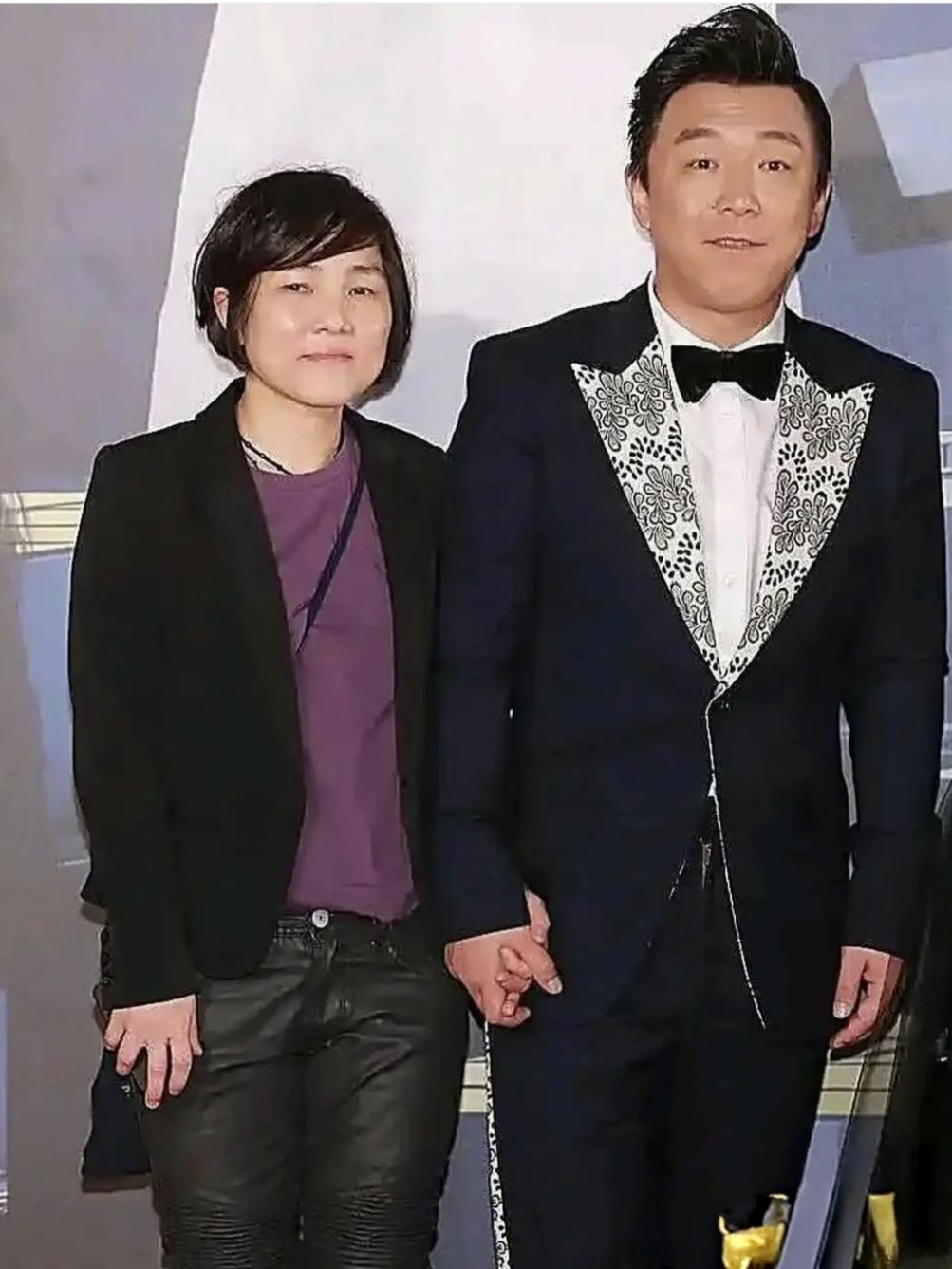 黄渤的老婆小欧确实长得很普通，很多人说她配不上黄渤这个影帝。黄渤从来没有嫌弃过小