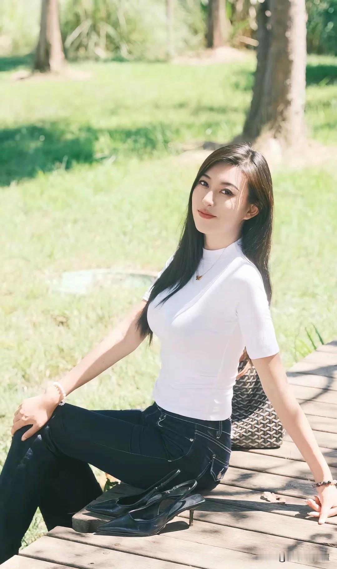 夏去秋来，凉风习习。呼吸大自然的气息，感受丰收的喜悦。