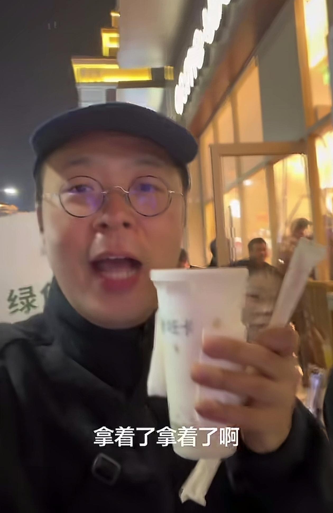 杜海涛的精力太充沛了，别人打卡广德三件套，他要打卡“四件套”，我看了一下，其中有