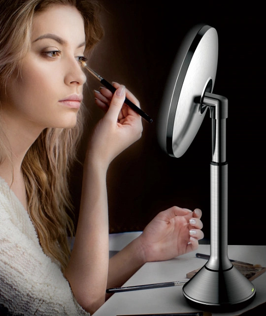 你其实从未触摸过任何东西我们以为的触碰，从来都不是物体真正接触，而是原子外层的电