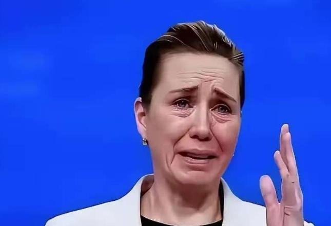 丹麦女首相傻了眼，天天以泪洗面，人算不如天算，一直以来防俄罗斯，视俄罗斯为丹麦最