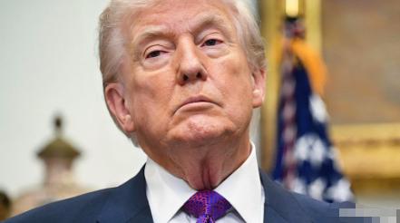 日本要凉，和美国谈崩当地时间周四，日本经济产业大臣在华盛顿和美国商务部长卢特尼