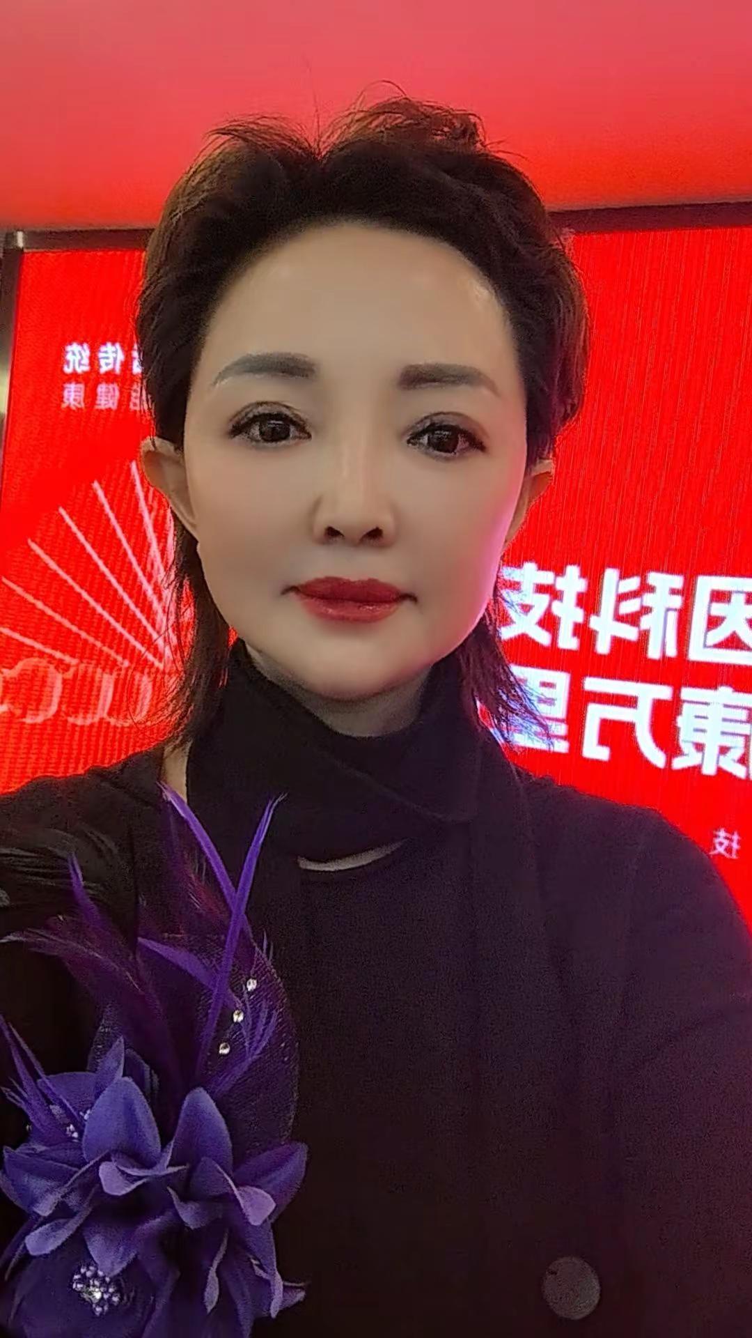 中国基因的，同心，同梦，同行