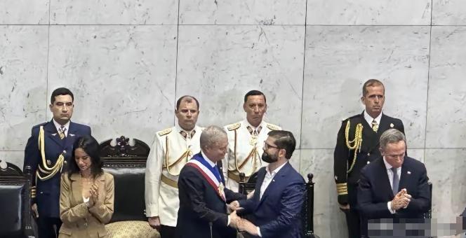 智利变天了。3月11号，智利换总统了。新总统叫卡斯特，是个极右翼的政治人物。他