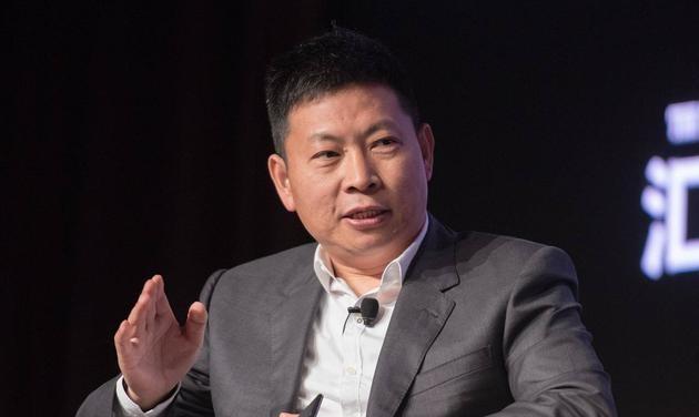 真是神仙打架余承东暗讽雷军技术不行不要瞎承诺发布会做的再好，产品不行也是拖