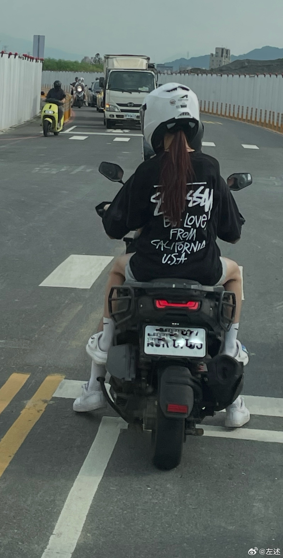 暑假到了，又開始滿街都是這種學生情侶的出沒了