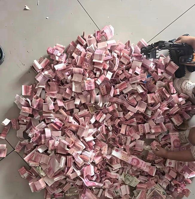 砸了弟弟的存钱罐，愧疚感翻涌，恨自己一时冲动太莽撞！